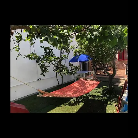 Casa Vacanza Diego Disponibile Con Vasto Giardino Posto Auto *