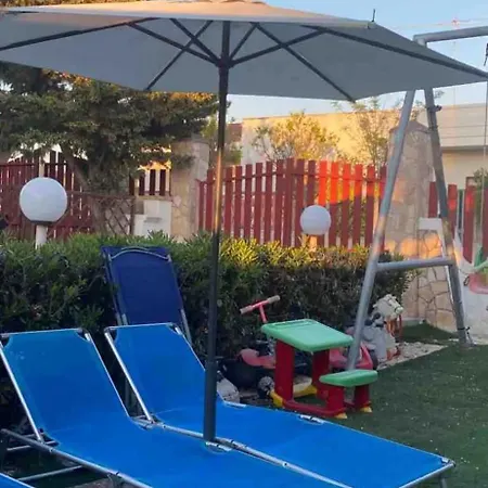 Casa Vacanza Diego Disponibile Con Vasto Giardino Posto Auto